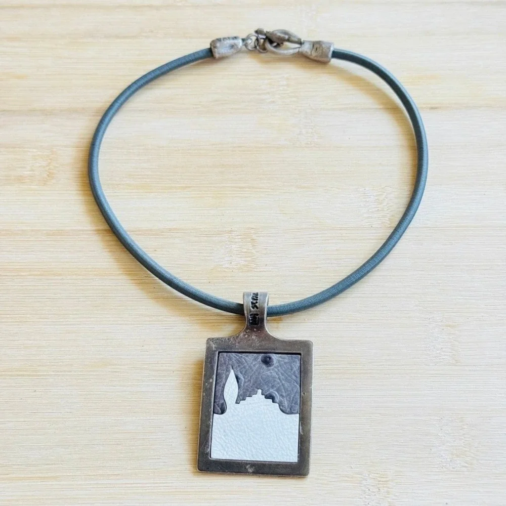 VTG Diva St.‎ Paul De Vence Leather Necklace Choker Scenery Artisan Italy 17